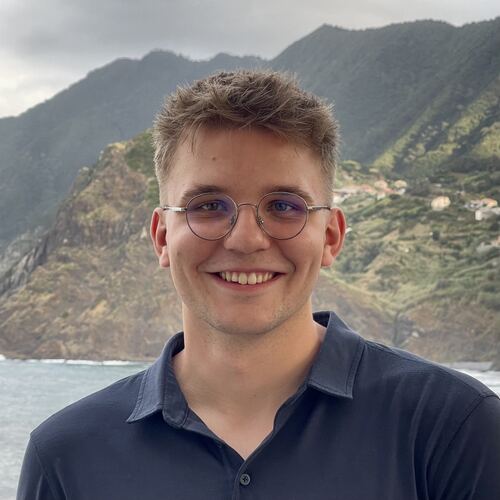 Aleksander – prowadzący kursy matematyki